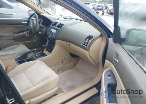 2003 Honda Accord 2.4 Lx z USA, uszkodzony, nr VIN 1HGCM563X3A005819